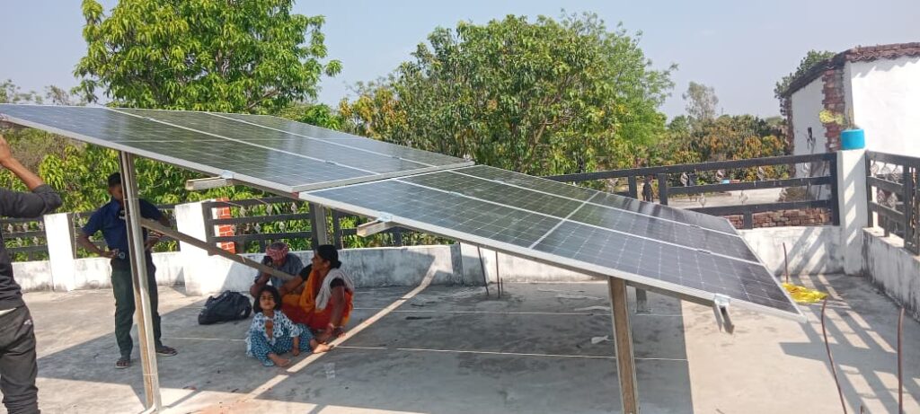 ghar ke liye solar system kaise chune 2kW 3kW 5kW guide